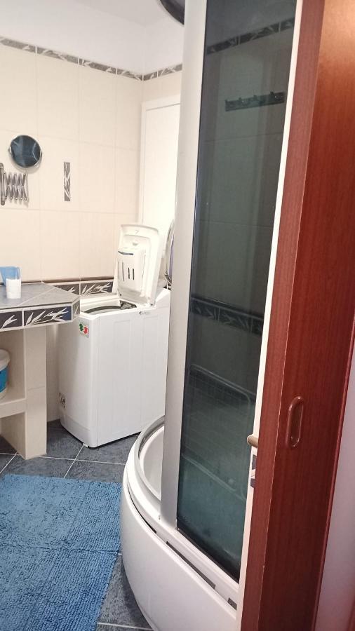 Wolf Apartman Pokojne Ubytovanie V Povazskej Bystrici Ticha Lokalita S Parkovanim Vsade Blizko Vhodne Pre Pracovne Cesty Turistiku Aj Oddych Plne Vybavena Kuchyna Považská Bystrica 외부 사진